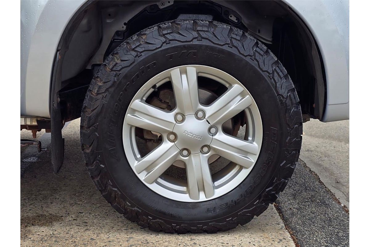 2014 Isuzu MU-X LS-T