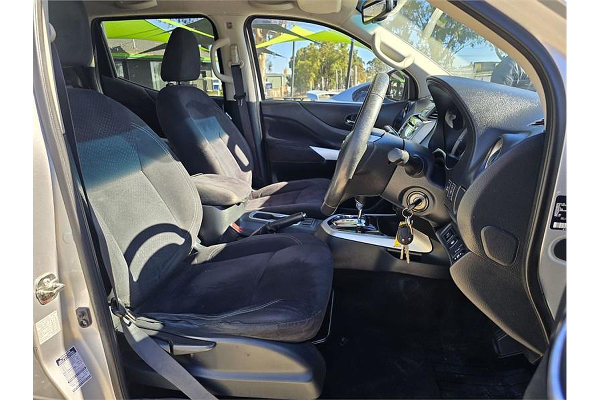 2015 Nissan Navara ST D23 4X4