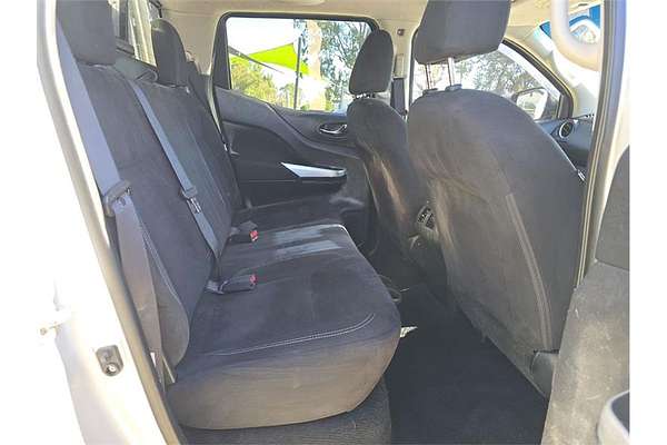 2015 Nissan Navara ST D23 4X4