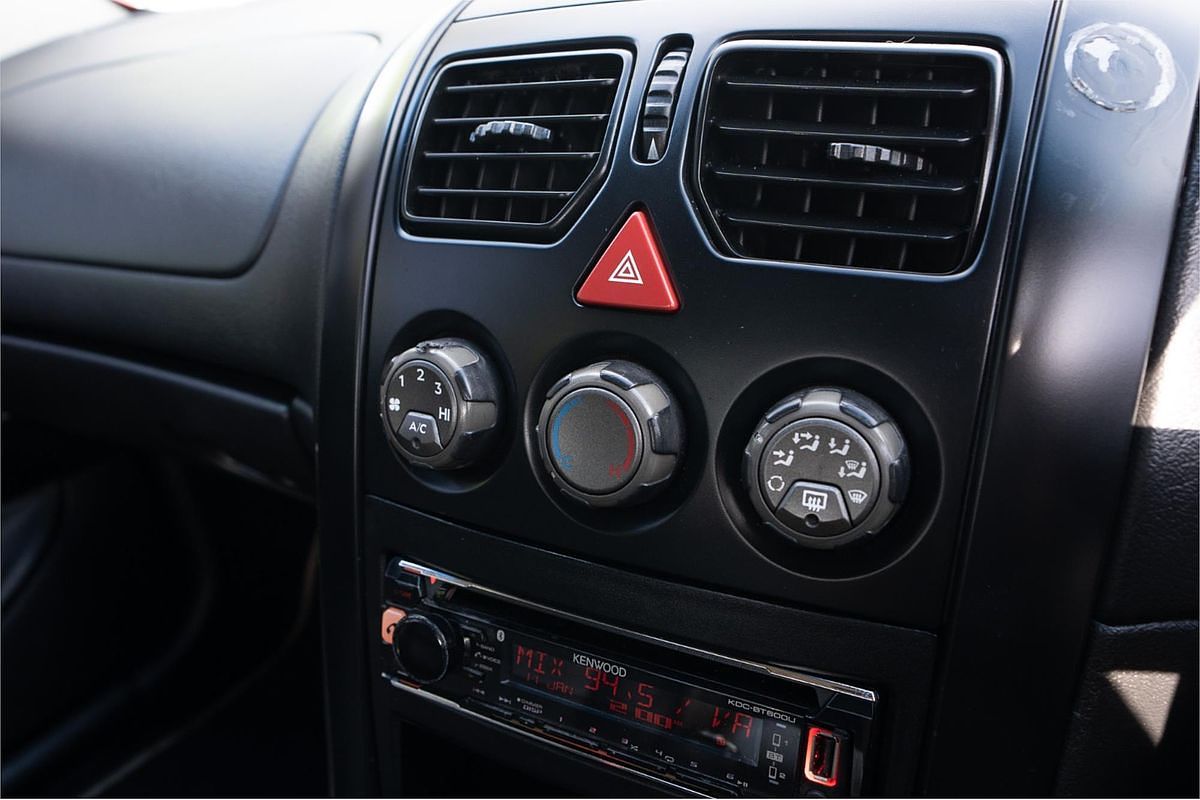 2006 Holden Commodore SV6 VZ