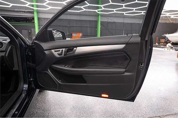 2014 Mercedes-Benz C-Class C250 C204