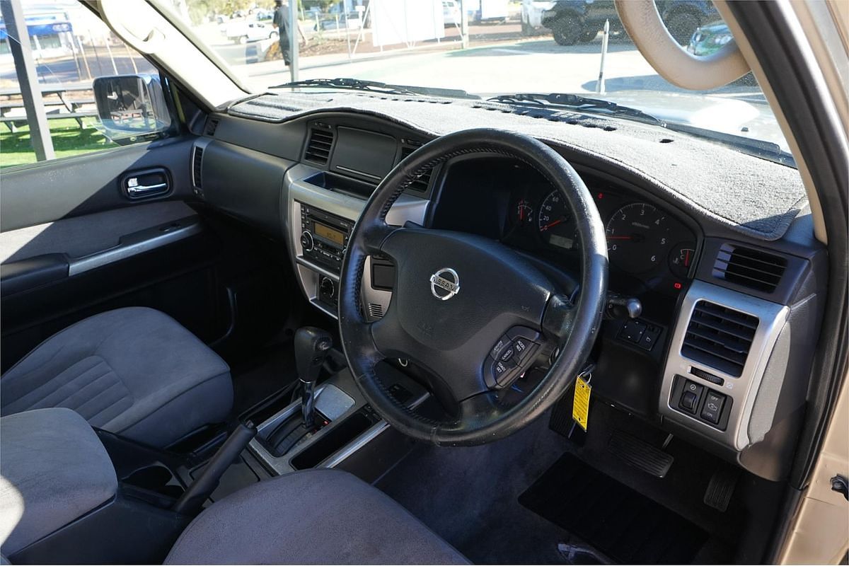 2011 Nissan Patrol ST GU 7