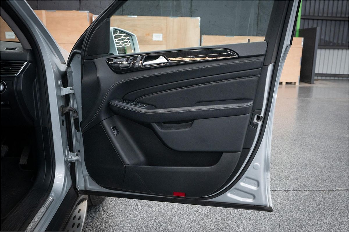 2012 Mercedes-Benz M-Class ML350 BlueTEC W166