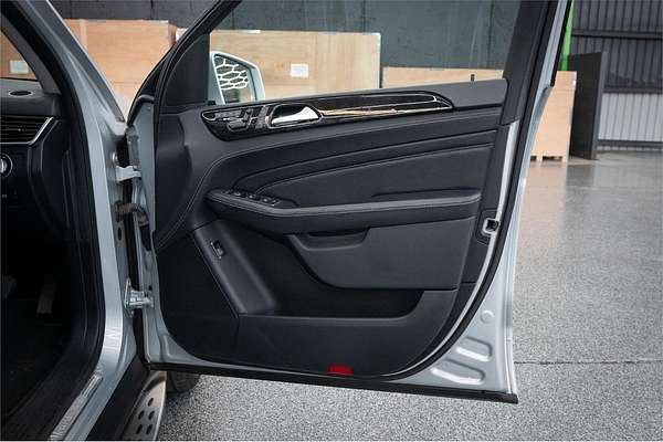 2012 Mercedes-Benz M-Class ML350 BlueTEC W166