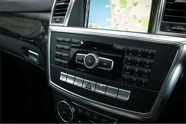 2012 Mercedes-Benz M-Class ML350 BlueTEC W166