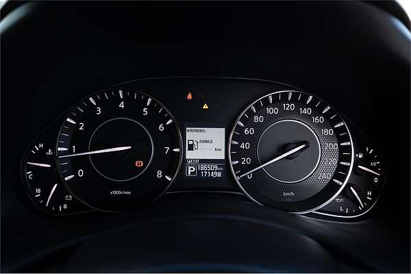 2015 Nissan Patrol Ti-L Y62