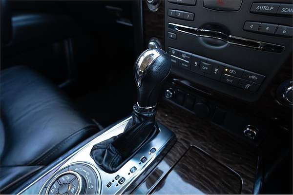 2015 Nissan Patrol Ti-L Y62