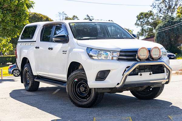 2017 Toyota Hilux SR GUN126R 4X4