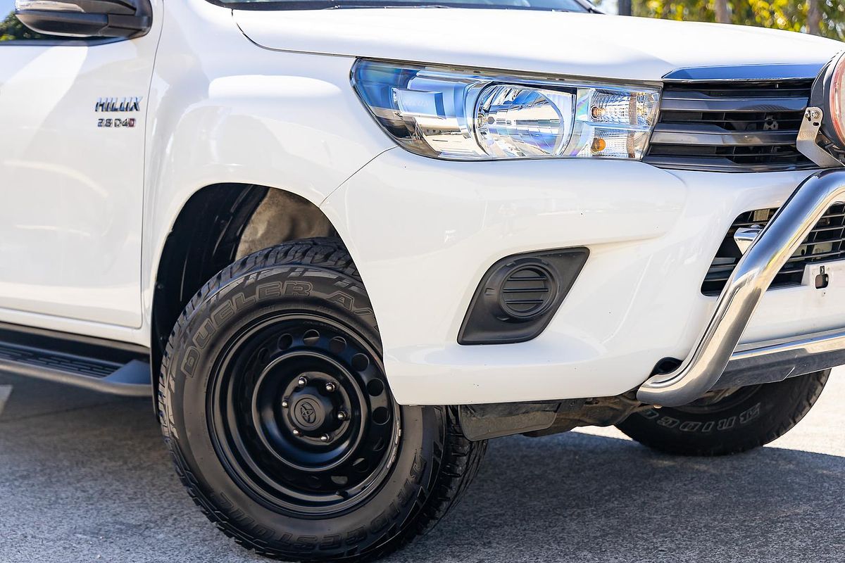 2017 Toyota Hilux SR GUN126R 4X4