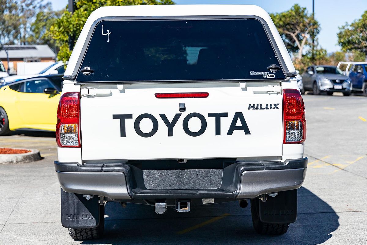 2017 Toyota Hilux SR GUN126R 4X4