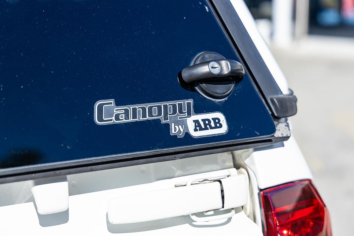 2017 Toyota Hilux SR GUN126R 4X4