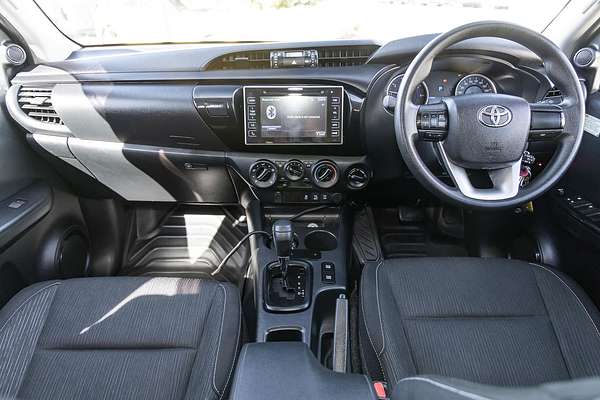 2017 Toyota Hilux SR GUN126R 4X4