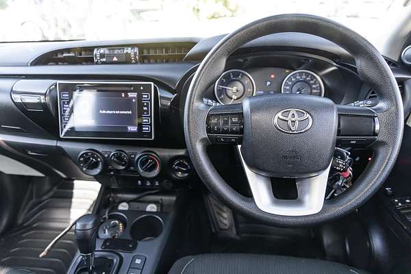 2017 Toyota Hilux SR GUN126R 4X4