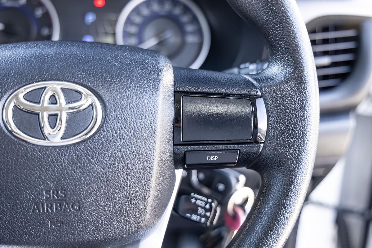 2017 Toyota Hilux SR GUN126R 4X4