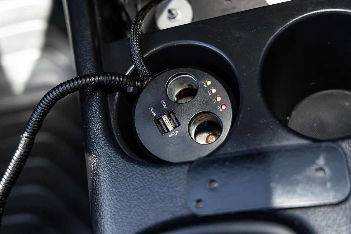 2017 Toyota Hilux SR GUN126R 4X4