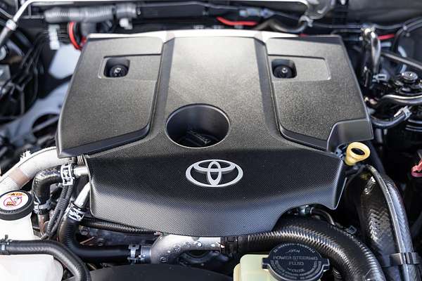 2017 Toyota Hilux SR GUN126R 4X4