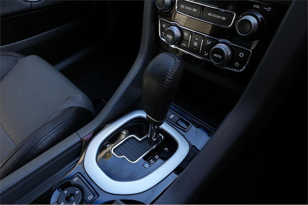 2010 Holden Commodore SS V VE