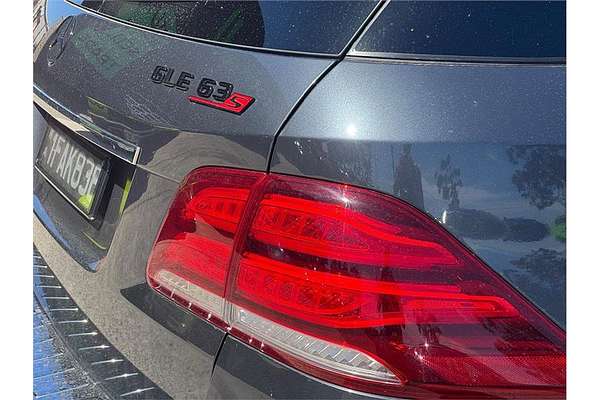 2015 Mercedes-Benz Unknown