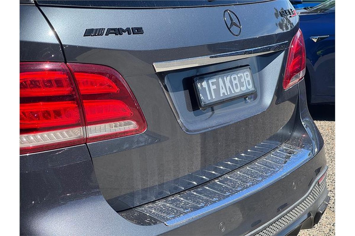 2015 Mercedes-Benz Unknown