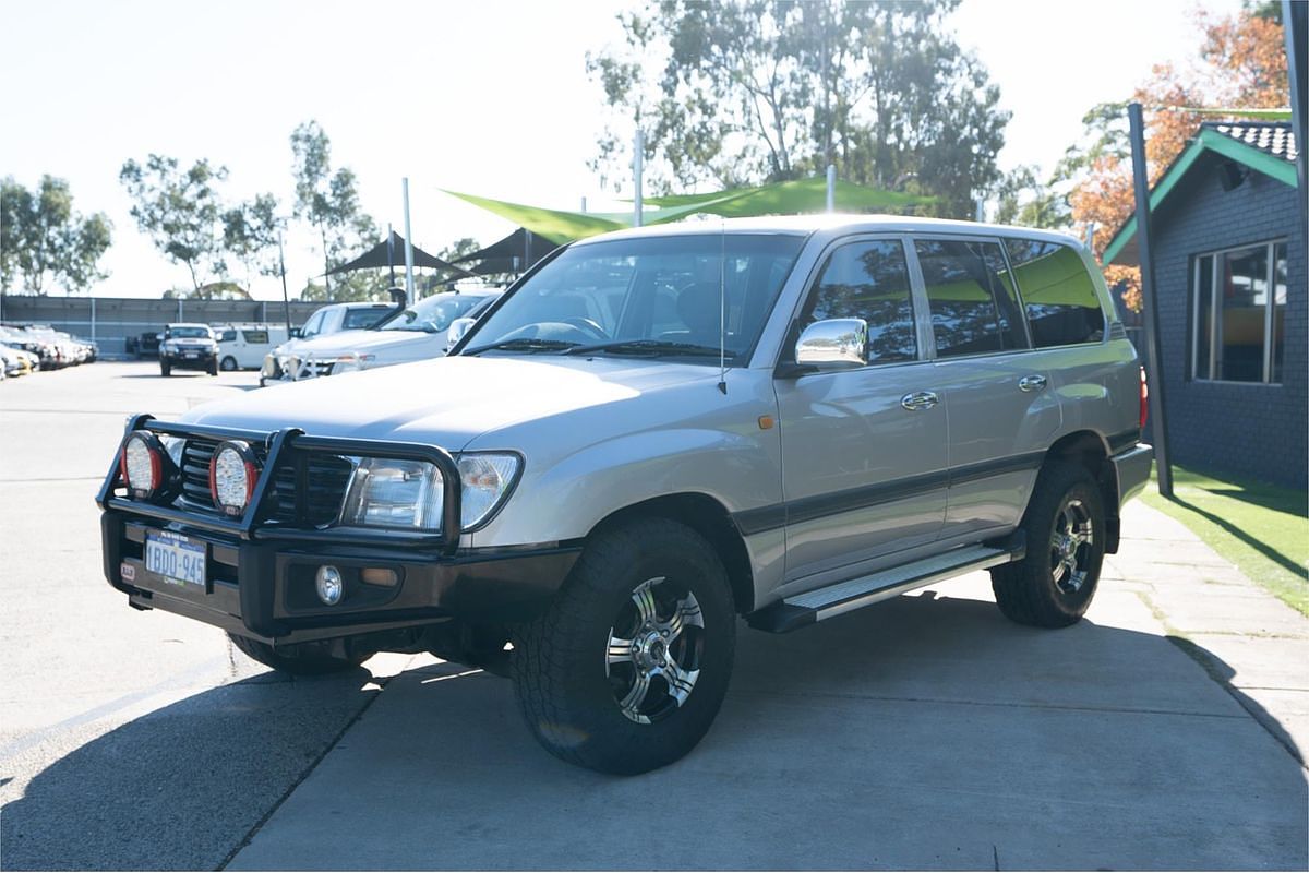 2002 Toyota Landcruiser GXL HDJ100R