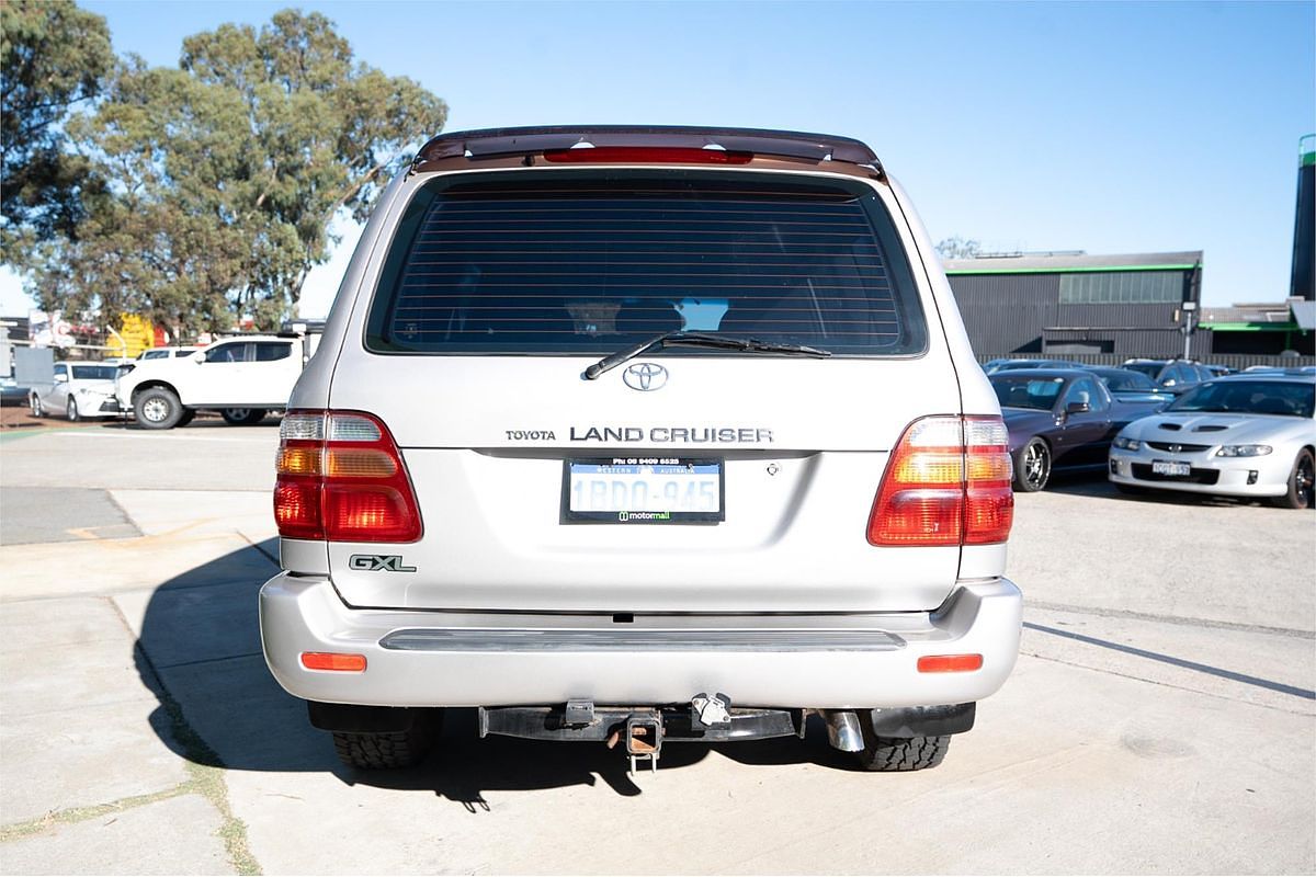 2002 Toyota Landcruiser GXL HDJ100R