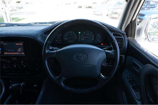 2002 Toyota Landcruiser GXL HDJ100R