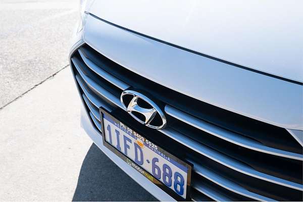 2018 Hyundai Elantra Active AD