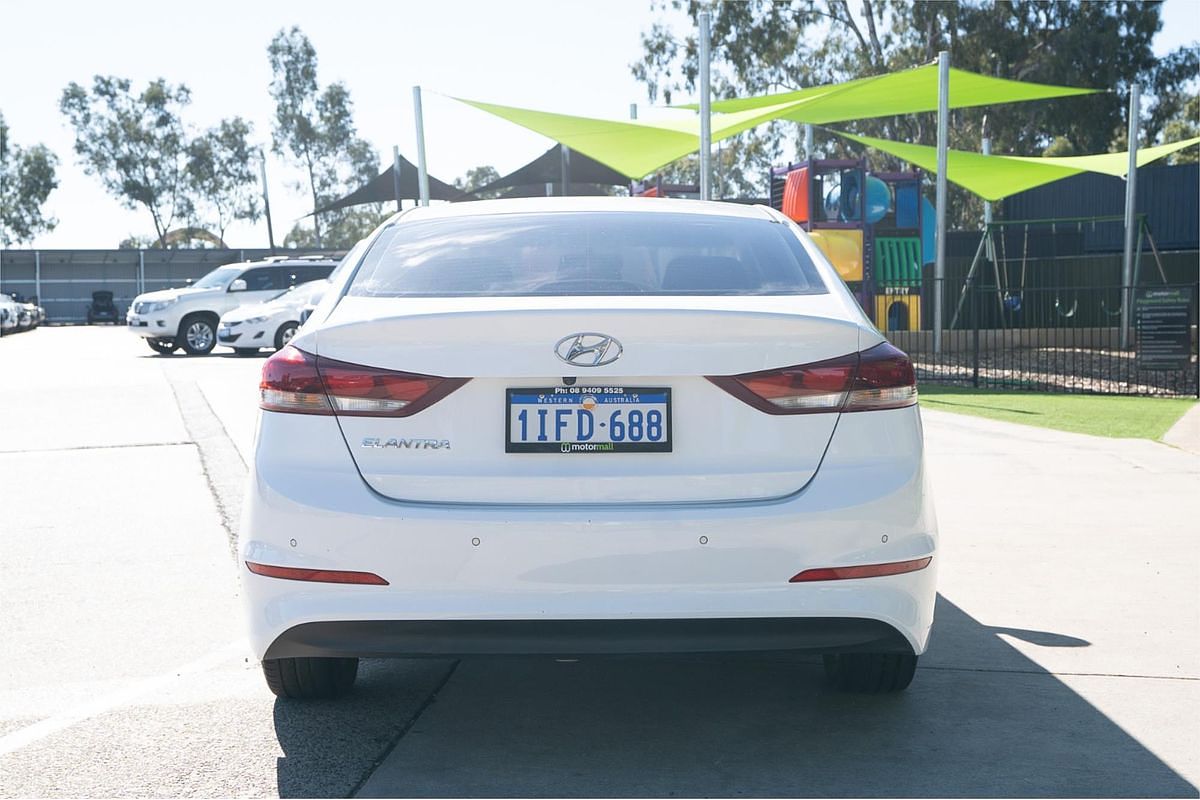 2018 Hyundai Elantra Active AD