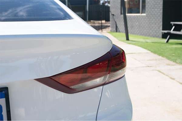 2018 Hyundai Elantra Active AD