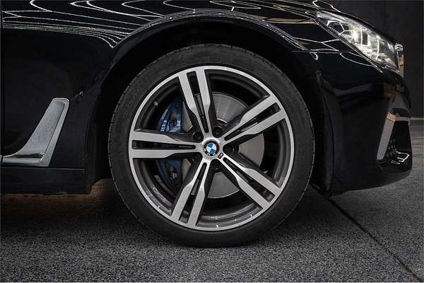 2019 BMW 7 Series 740i G11