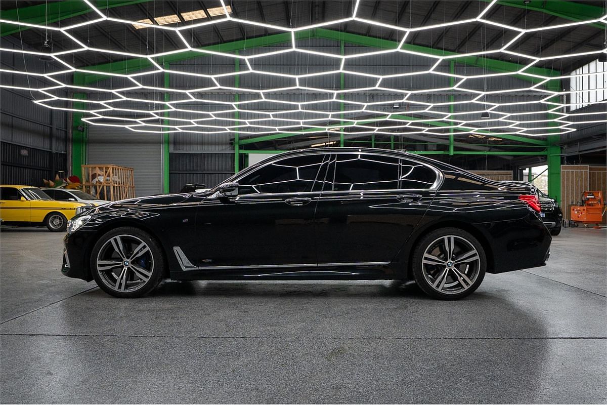 2019 BMW 7 Series 740i G11