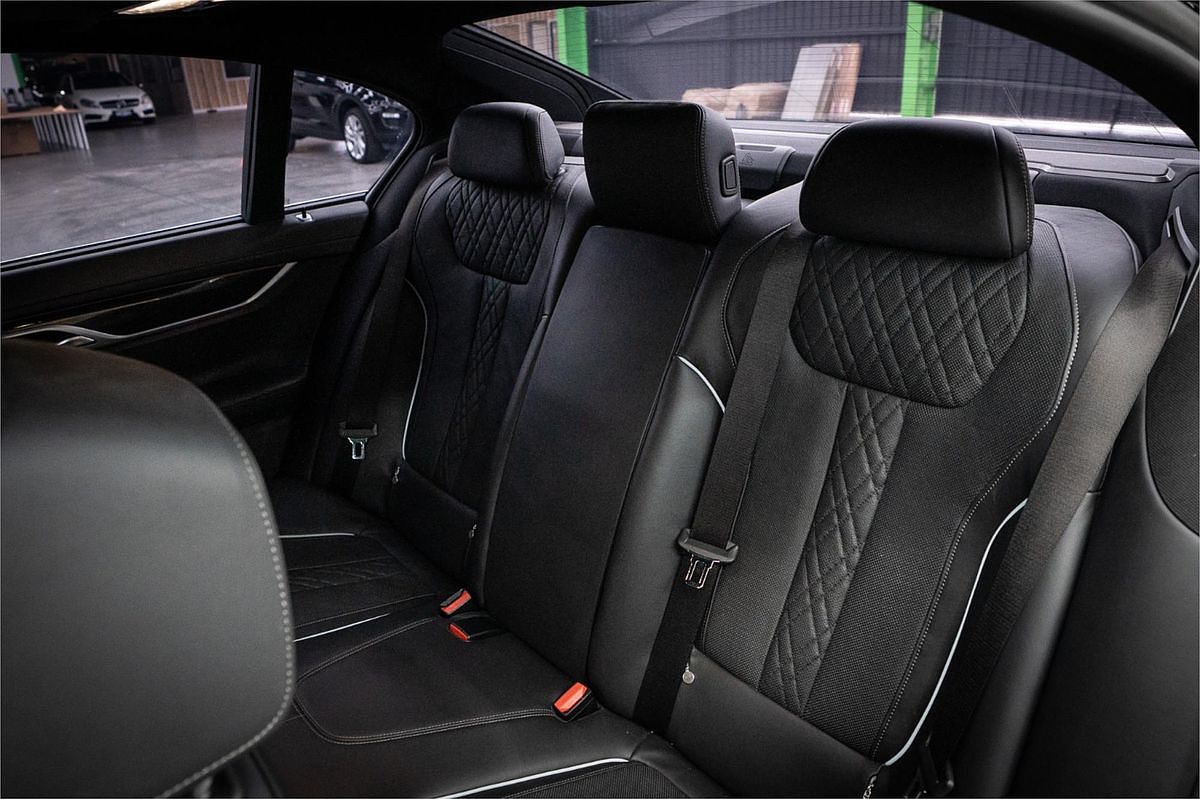 2019 BMW 7 Series 740i G11