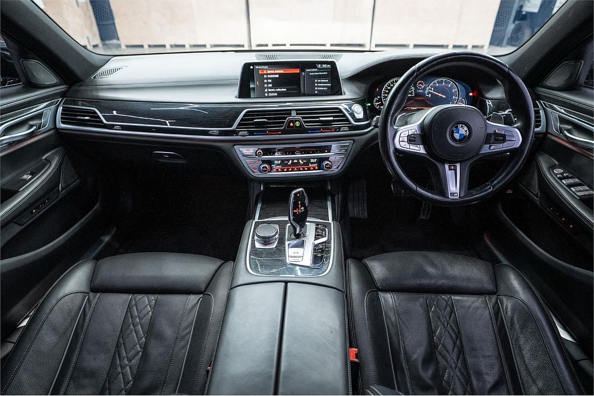 2019 BMW 7 Series 740i G11