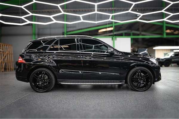 2013 Mercedes-Benz Unknown