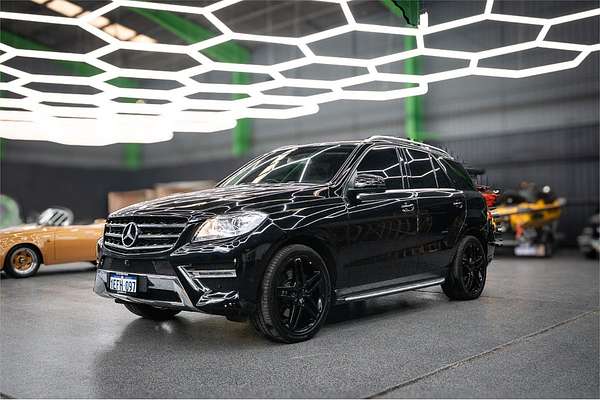 2013 Mercedes-Benz Unknown