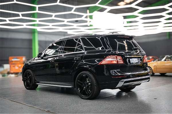 2013 Mercedes-Benz Unknown