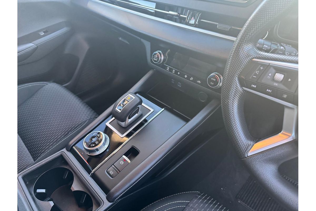 2023 Mitsubishi Outlander ES ZM