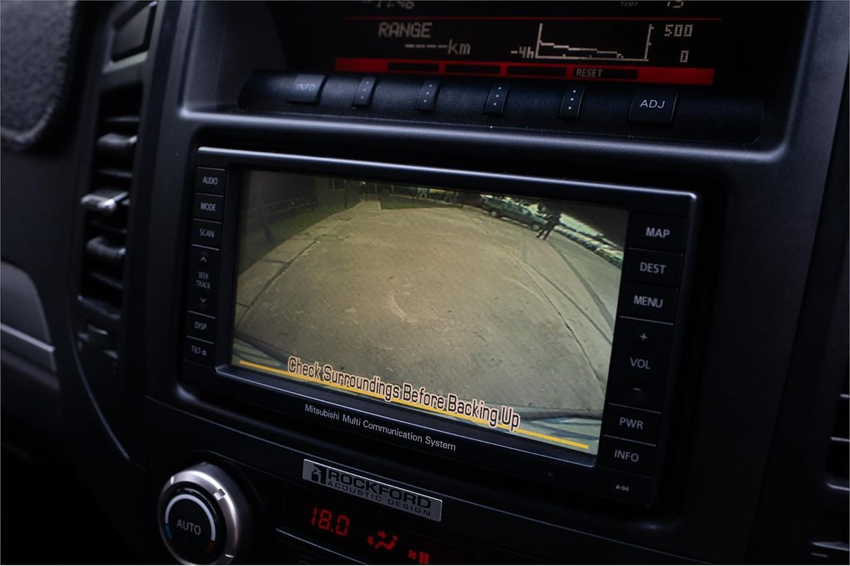 2011 Mitsubishi Pajero GLX NT
