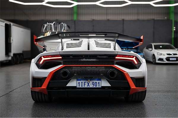 2022 Lamborghini Huracan STO 724