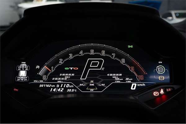 2022 Lamborghini Huracan STO 724