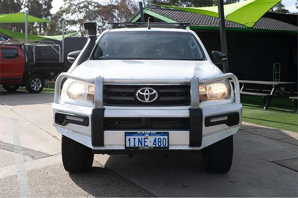 2016 Toyota Hilux SR GUN126R 4X4