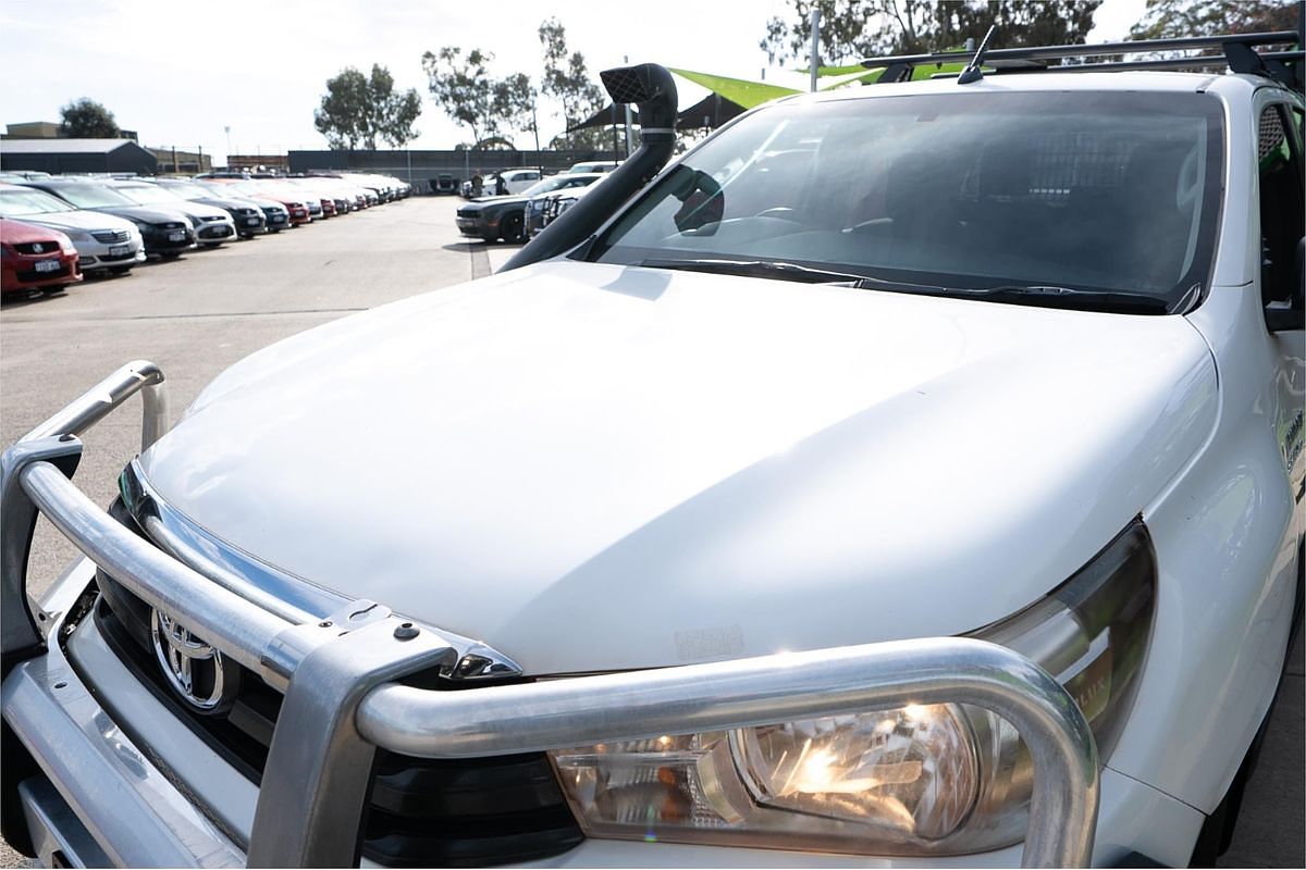 2016 Toyota Hilux SR GUN126R 4X4