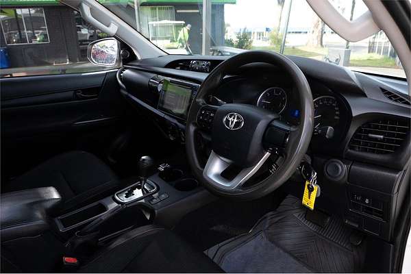 2016 Toyota Hilux SR GUN126R 4X4