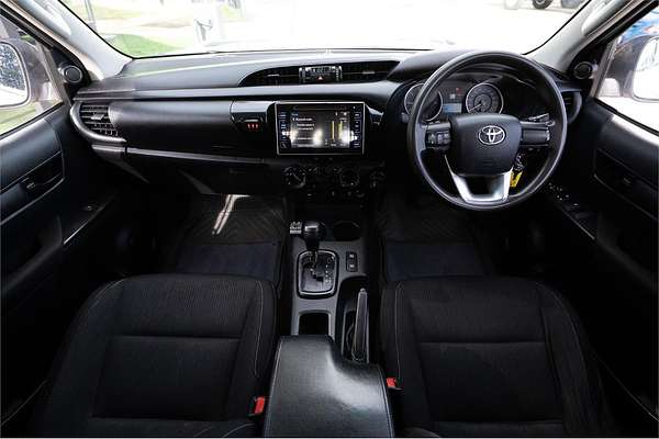 2016 Toyota Hilux SR GUN126R 4X4