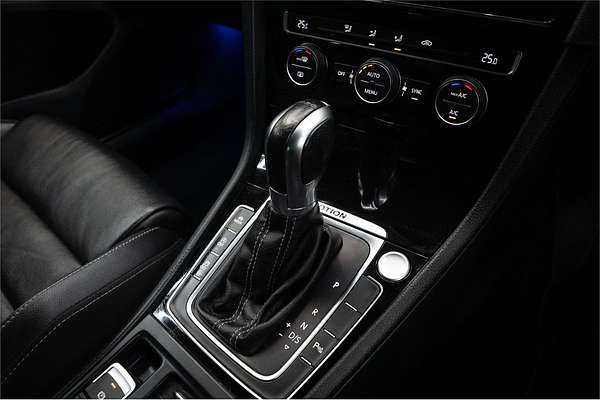2014 Volkswagen Golf R 7
