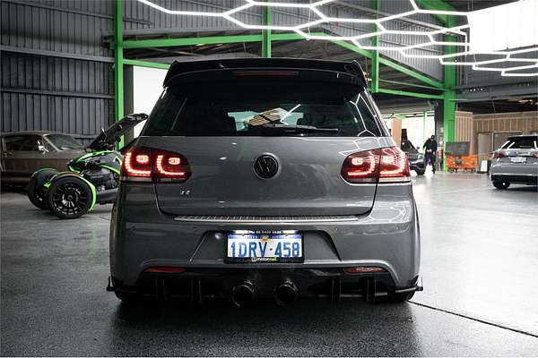 2011 Volkswagen Golf R VI