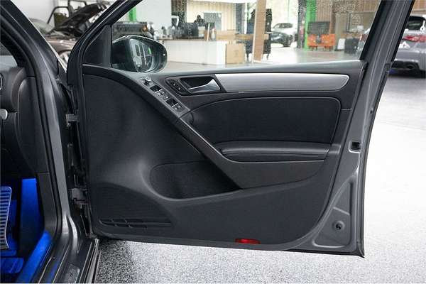 2011 Volkswagen Golf R VI