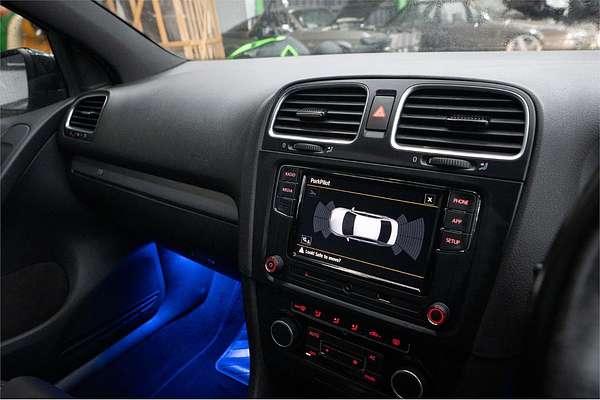 2011 Volkswagen Golf R VI