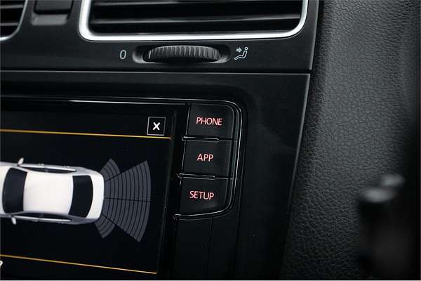 2011 Volkswagen Golf R VI