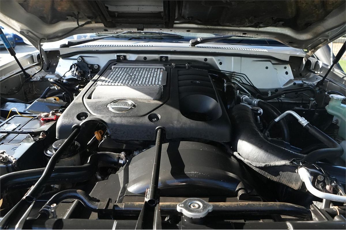 2011 Nissan Patrol ST GU 7